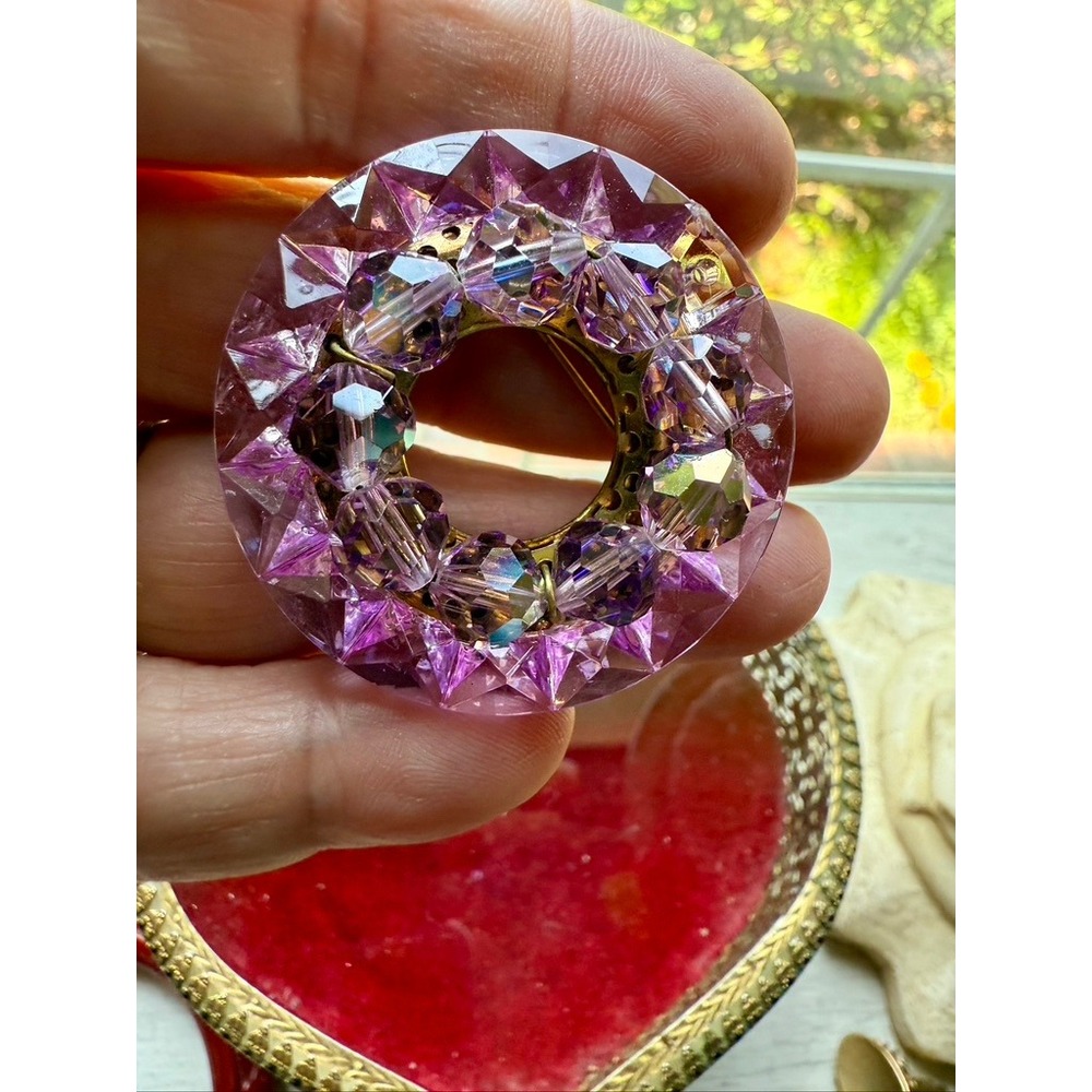 VTG Crystal Brooch Pin Sparkly Rhinestone Round Lavender Purple - Picture 2 of 4